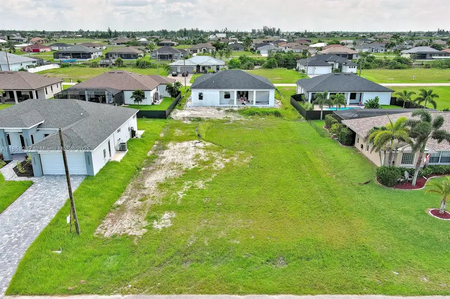 1025 NW 35th Place, Cape Coral, FL 33993 - Image #3