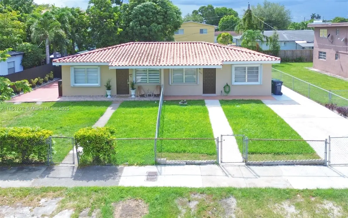 460 Grand Canal Dr, Miami, FL 33144 - Image #1