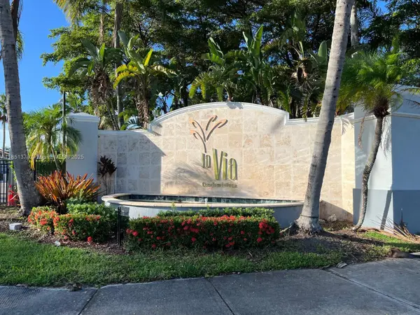 9645 NW 1st Ct #1-209, Pembroke Pines, FL 33024