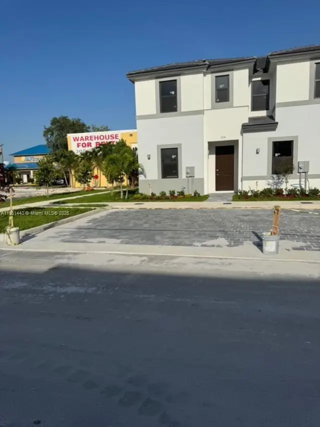 1037 NW 1 Ave, Florida City, FL 33034 - Image #2