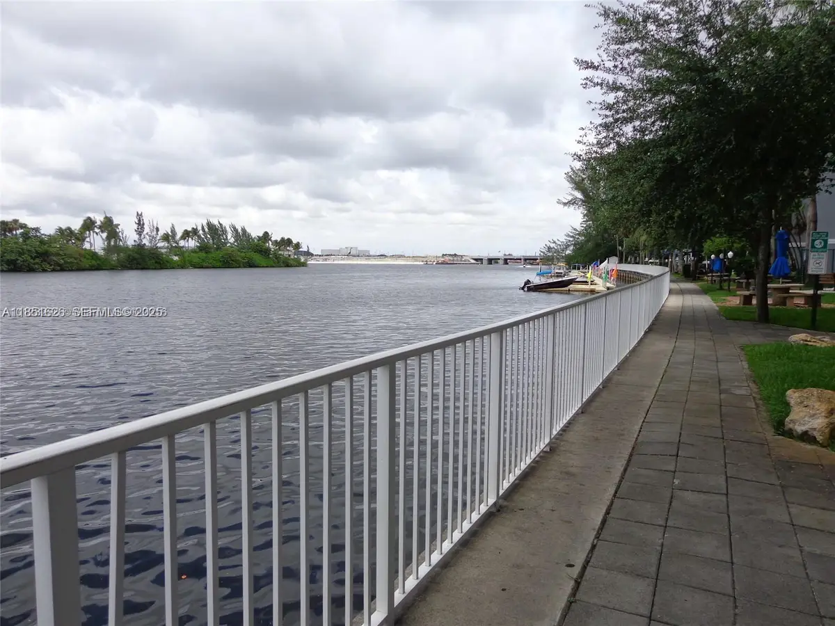 5091 NW 7th St #711, Miami, FL 33126 - Image #1