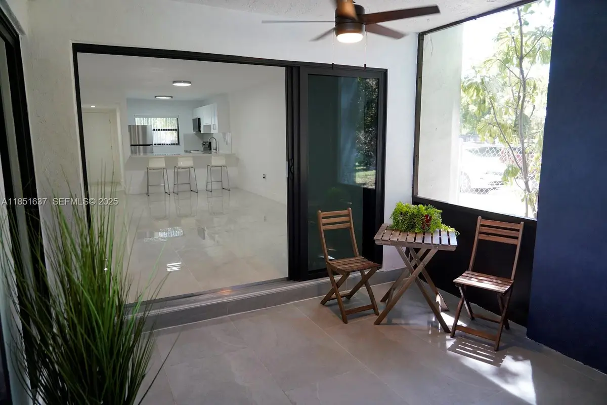 510 W Park Dr #105, Miami, FL 33172 - Image #1