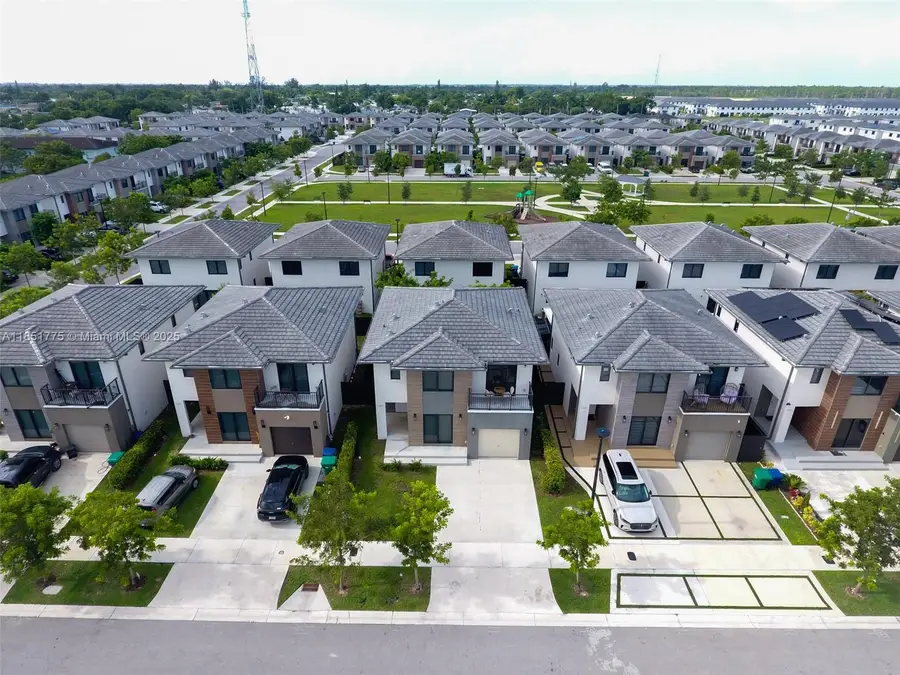 1159 NW 3rd St, Florida City, FL 33034 - Image #2