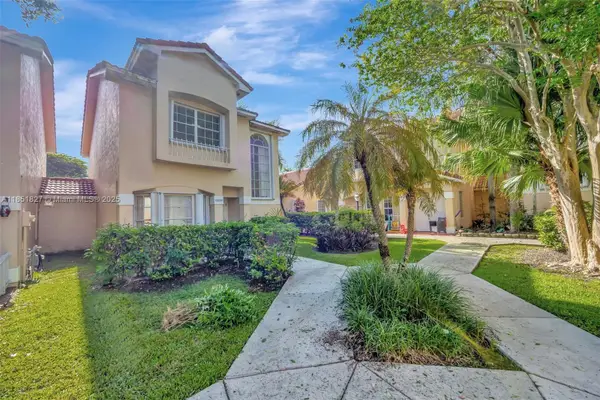 15224 SW 111th St, Miami, FL 33196