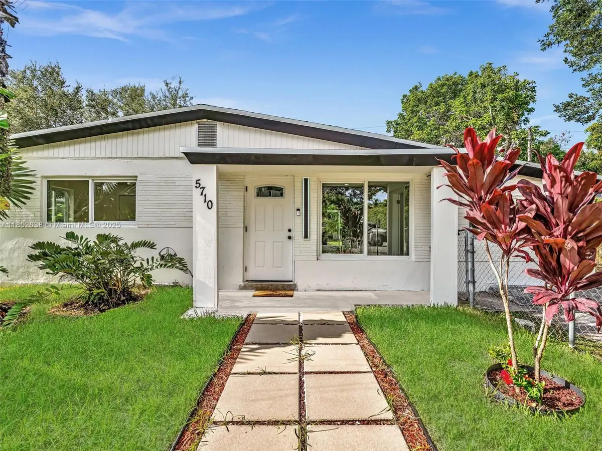 5710 Raleigh St, Hollywood, FL 33021 - Image #1