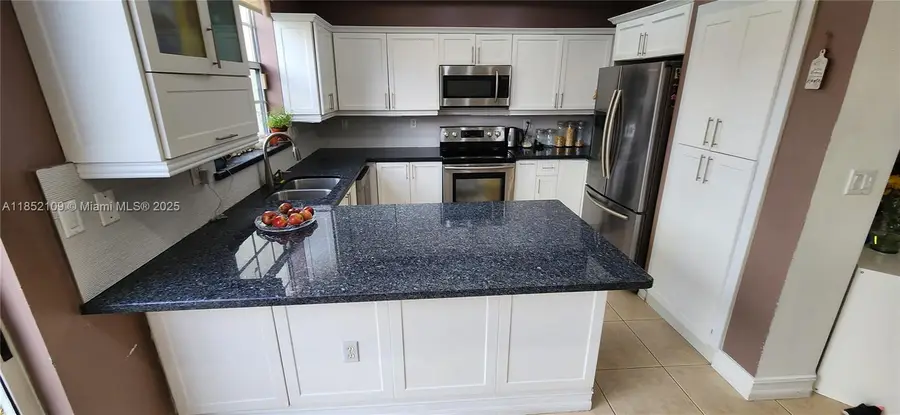 20732 SW 80th Ct, Cutler Bay, FL 33189 - Image #3