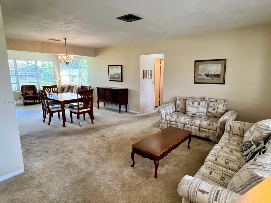 8151 NW 15th Ct, Pembroke Pines, FL 33024 - Image #3