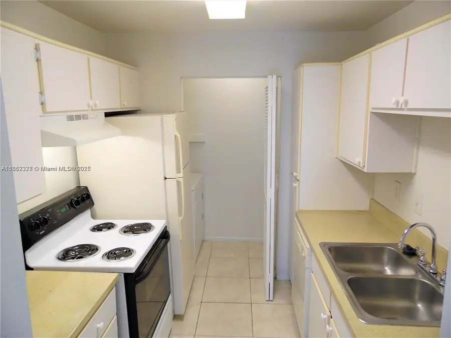 3987 NW 87th Ave #3987, Sunrise, FL 33351 - Image #3