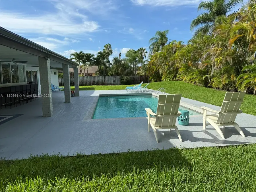 13461 SW 98th Pl, Miami, FL 33176 - Image #3