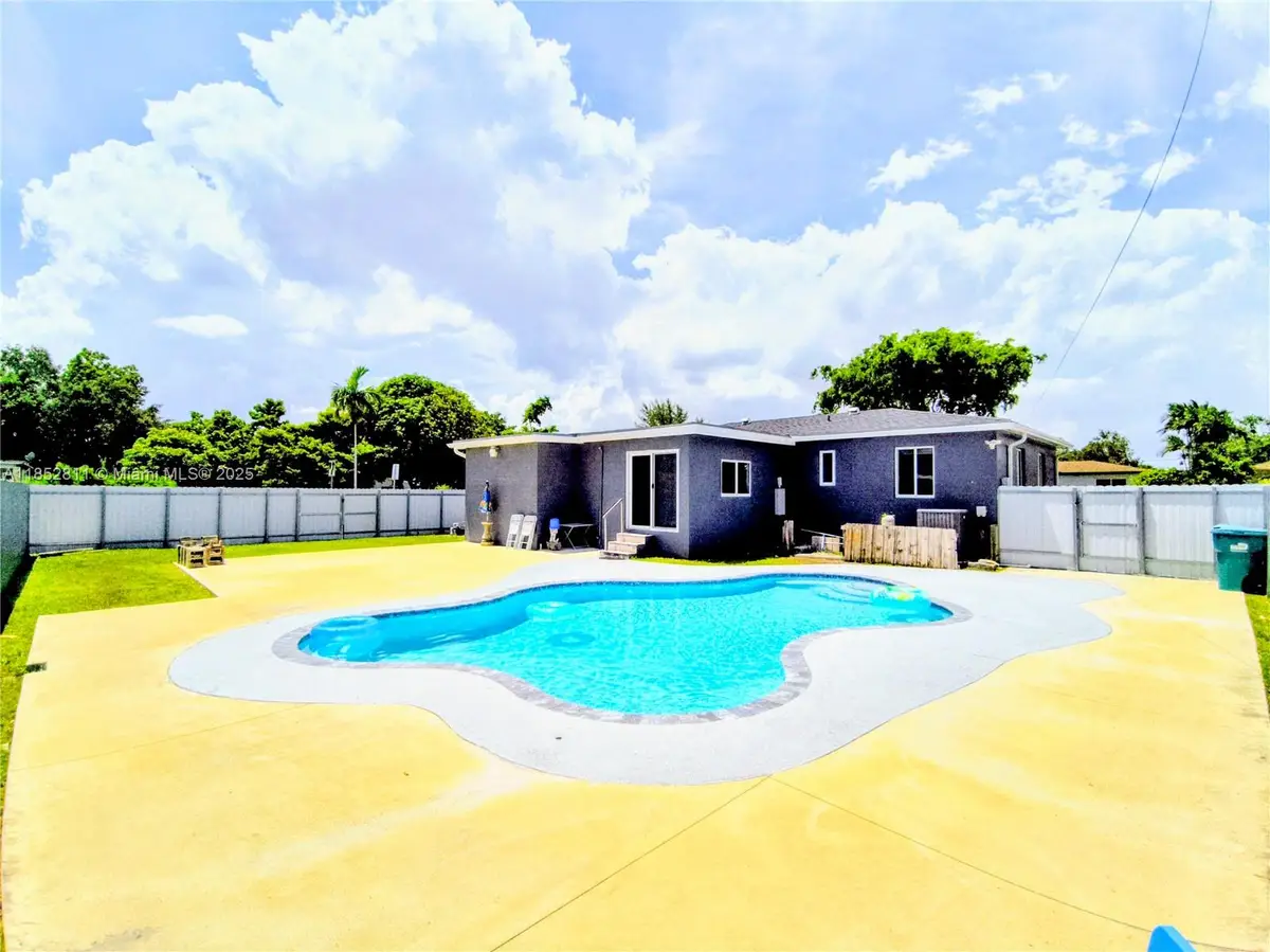 6890 SW 27 Street, Miami, FL 33155 - Image #1