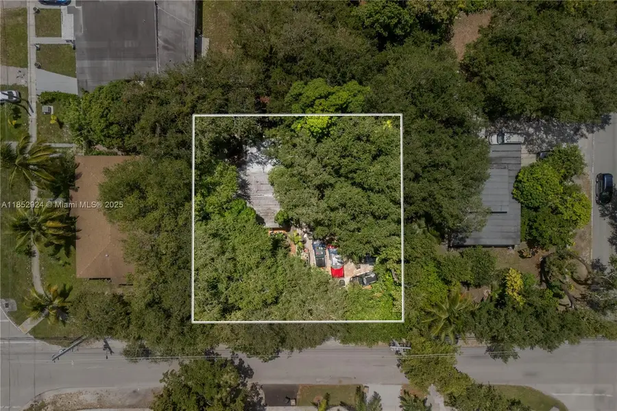 14350 NE 8th Ave, North Miami, FL 33161 - Image #2