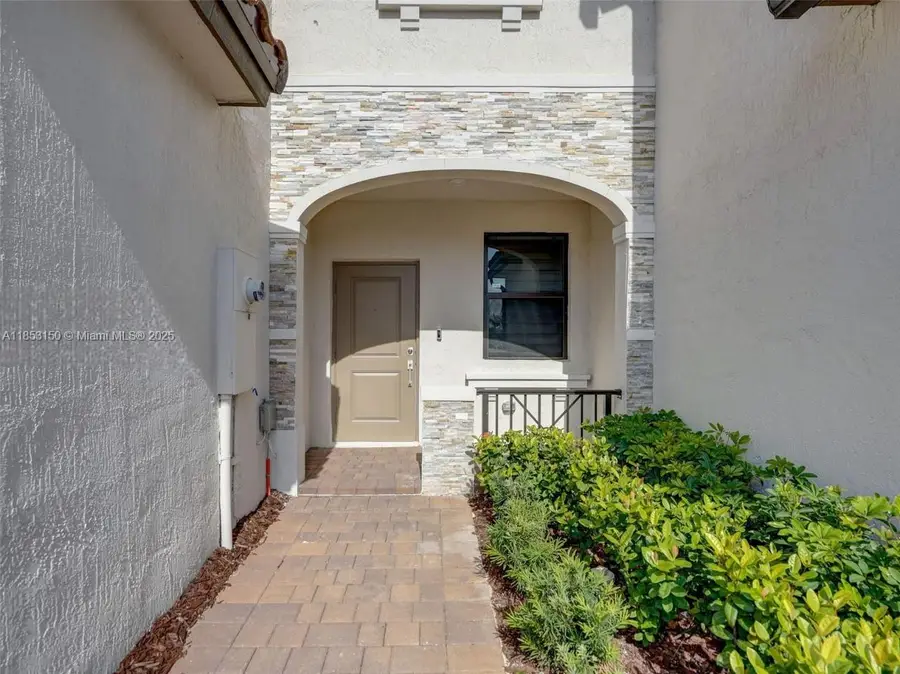 11957 SW 245th Ter, Homestead, FL 33032 - Image #3