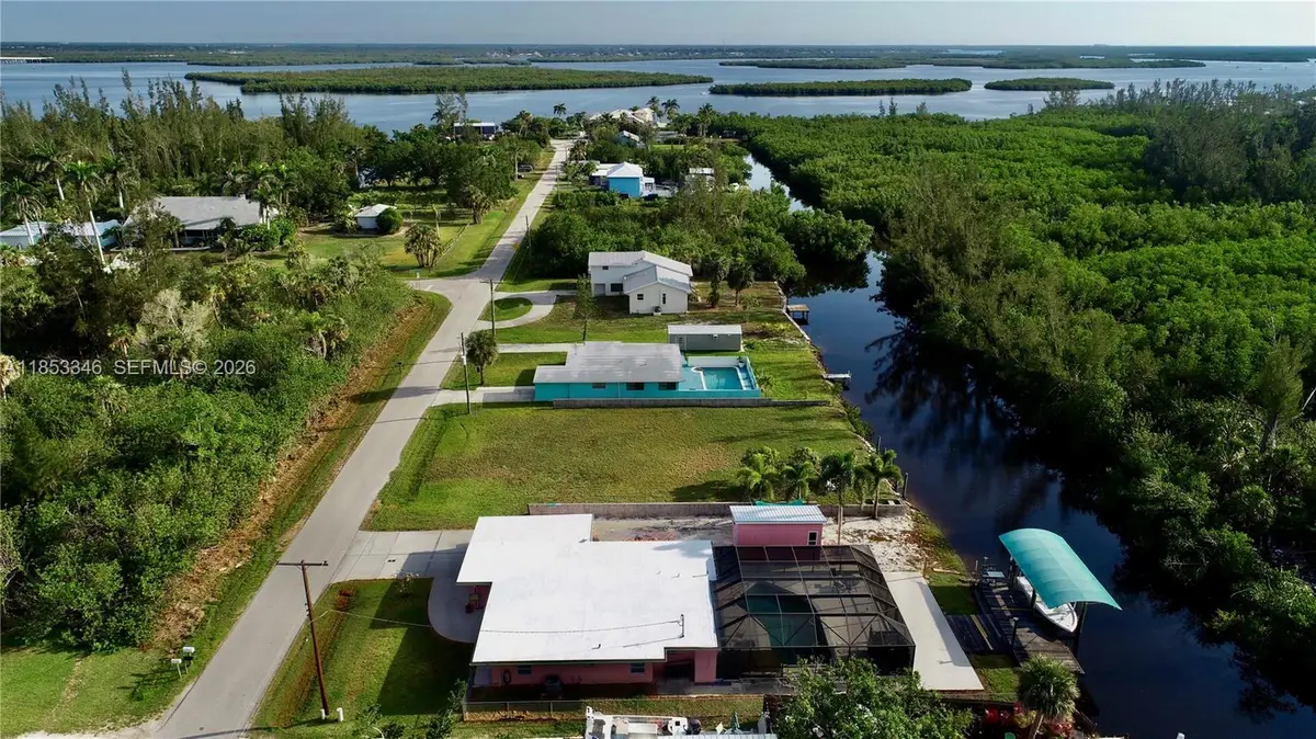 232 Darst Ave, Punta Gorda, FL 33950 - #1