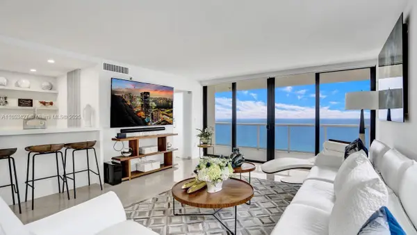 5757 Collins Ave #1605, Miami Beach, FL 33140