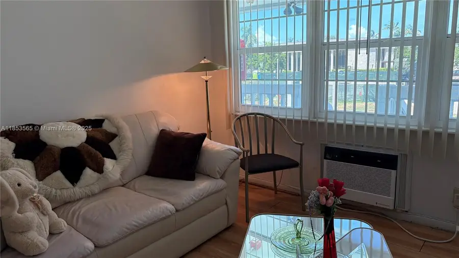 12 Westbury A #12, Deerfield Beach, FL 33442 - Image #2