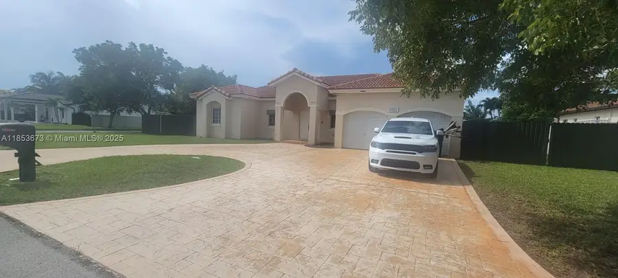 13281 SW 206th Ter, Miami, FL 33177 - Image #2