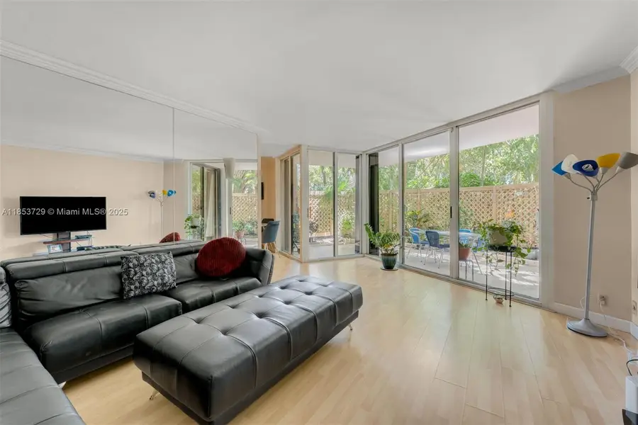 2000 Towerside Ter #308, Miami, FL 33138 - Image #3