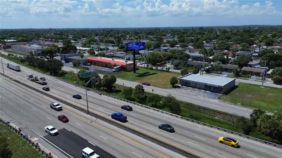 43xx NW 167th St, Miami Gardens, FL 33055 - Image #2