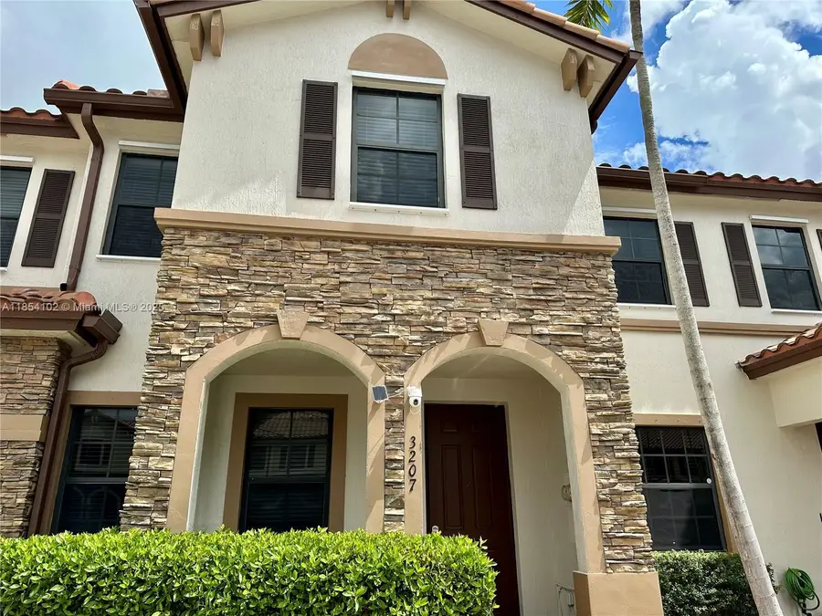 3207 SE 5th Ct, Homestead, FL 33033 - Image #3