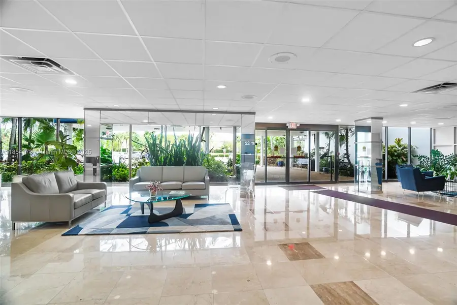 4350 Hillcrest Dr #118, Hollywood, FL 33021 - Image #3