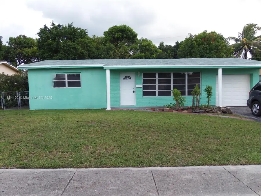 5960 NW 16th Ct, Sunrise, FL 33313 - #2