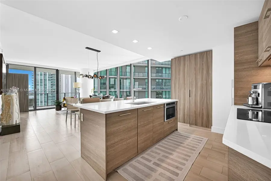 650 NE 32nd St #2201, Miami, FL 33137 - #3