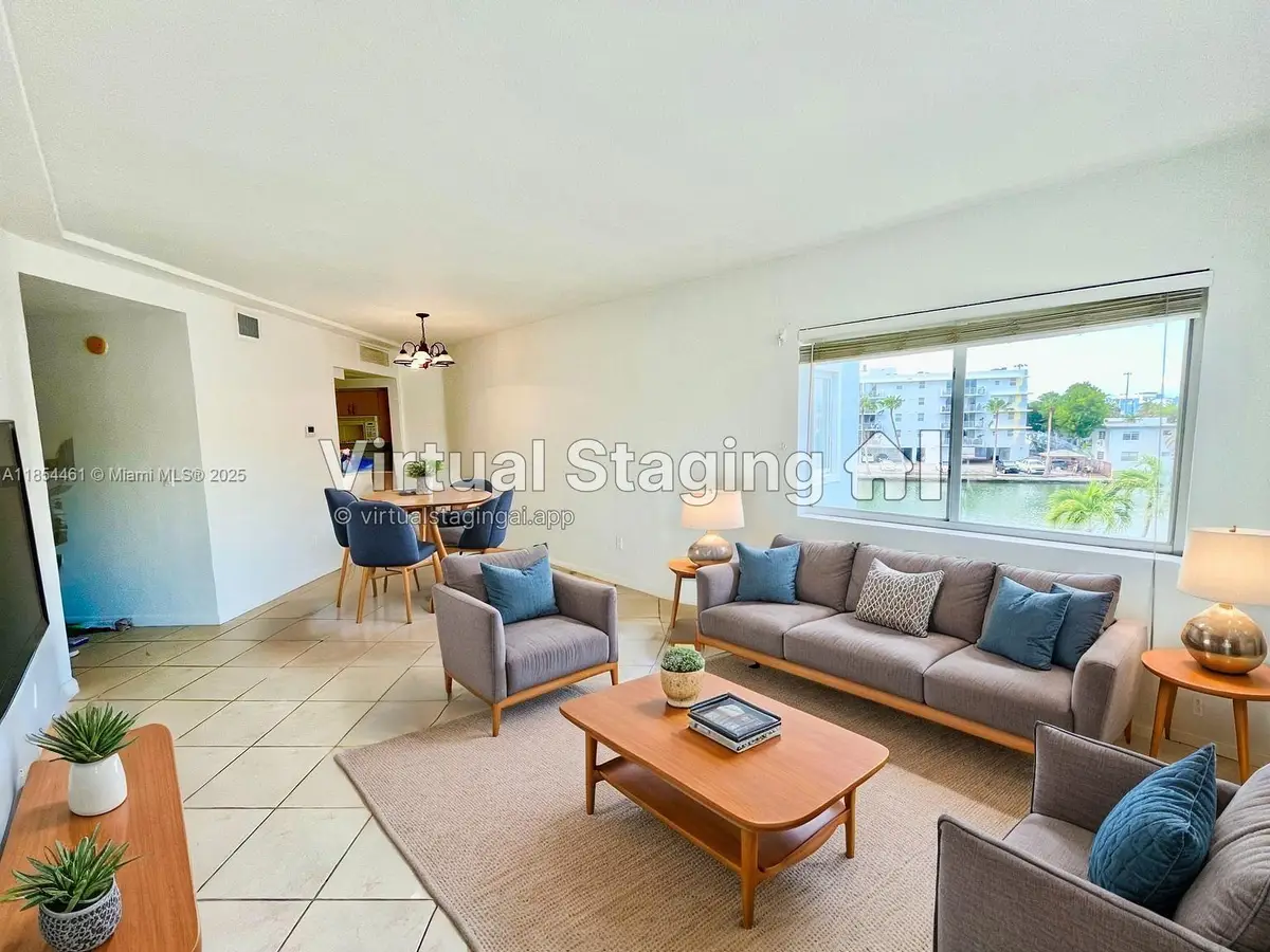 1185 Marseille Dr #309, Miami Beach, FL 33141 - Image #1