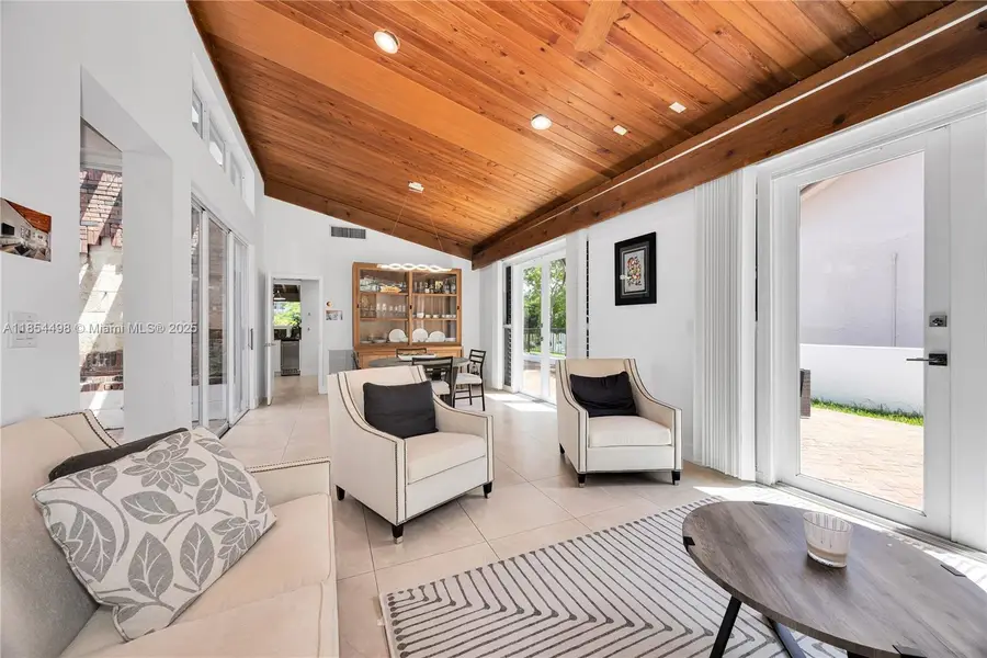 5941 SW 88th St, South Miami, FL 33156 - Image #2