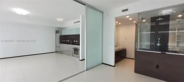 1040 Biscayne Blvd #3508, Miami, FL 33132