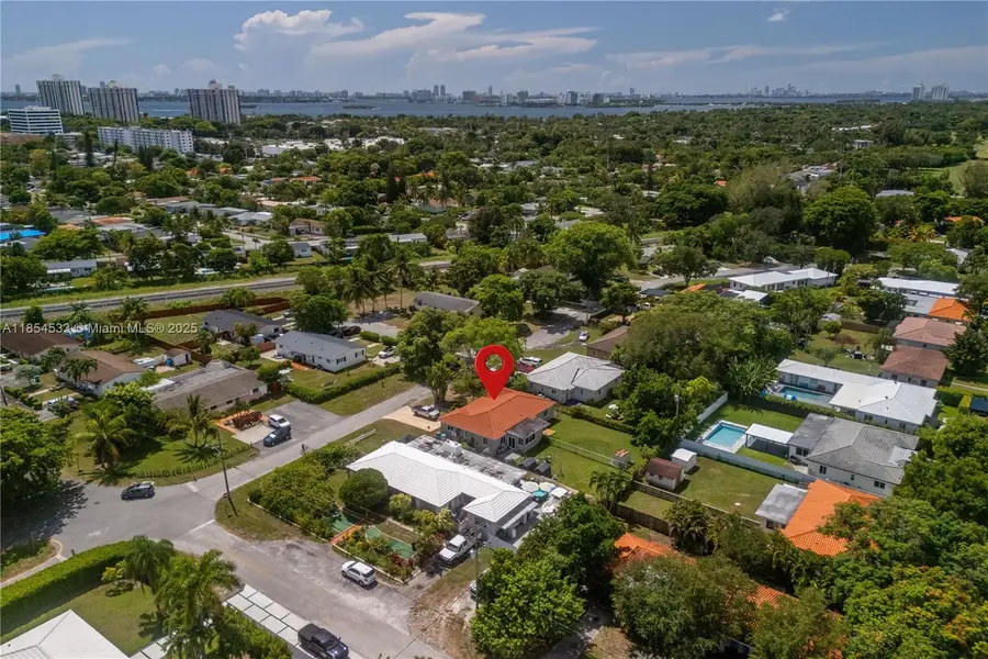 11020 NE 10th Ave, Biscayne Park, FL 33161 - Image #2