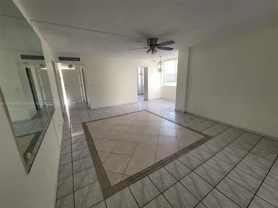 16400 NE 17th Ave #206, North Miami Beach, FL 33162 - Image #2