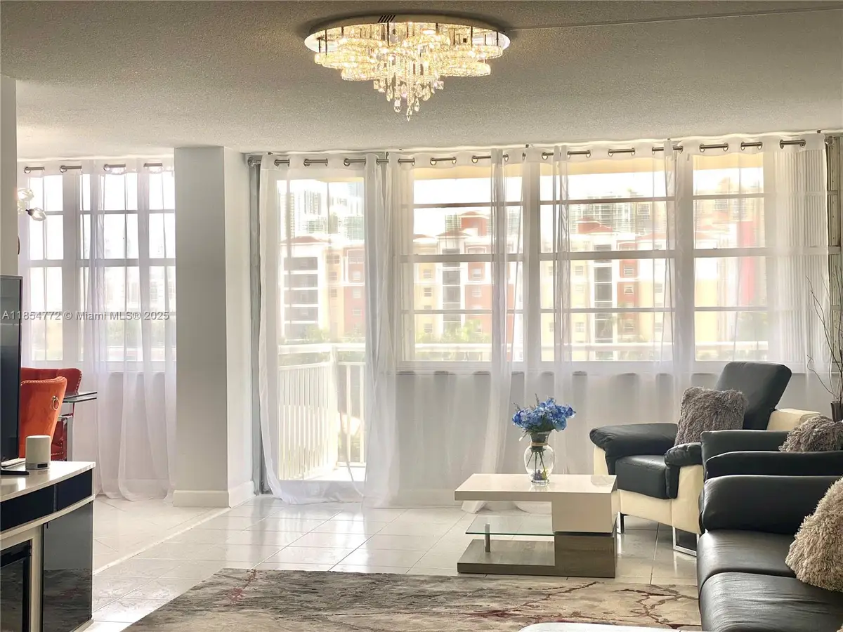 251 174th St #615, Sunny Isles Beach, FL 33160 - #1