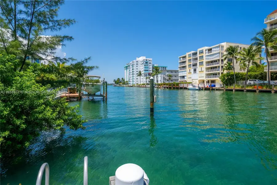 10201 E Broadview Dr, Bay Harbor Islands, FL 33154 - Image #2