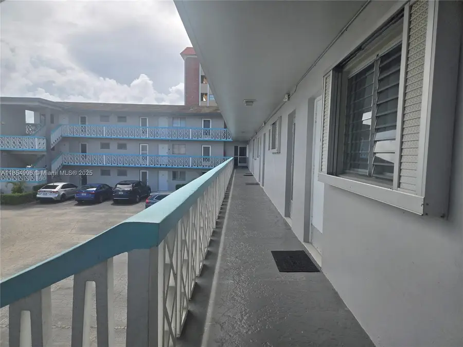 1021 Crystal Lake Dr #207, Deerfield Beach, FL 33064 - Image #2