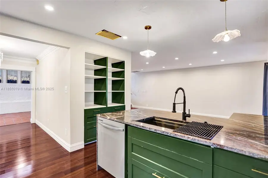 3621 Lime Hill Rd #202, Lauderhill, FL 33319 - Image #2