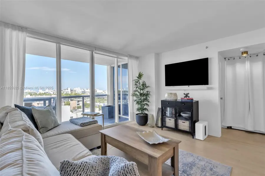 1800 Sunset Harbour Dr #1003, Miami Beach, FL 33139 - Image #2