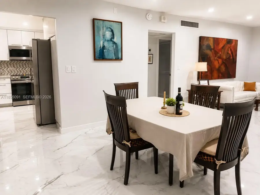 5005 Collins Ave #822, Miami Beach, FL 33140 - #3