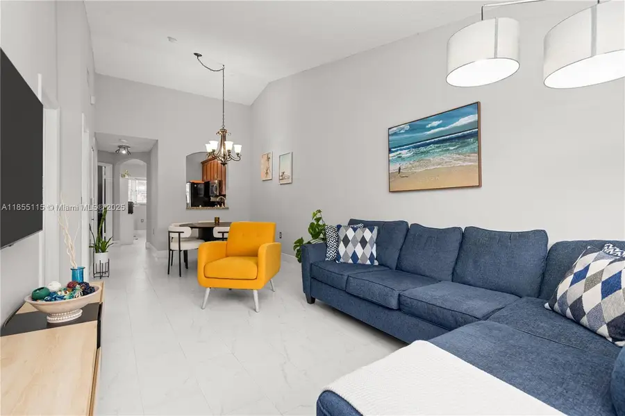 2250 NW 78th Ave #202, Pembroke Pines, FL 33024 - Image #2