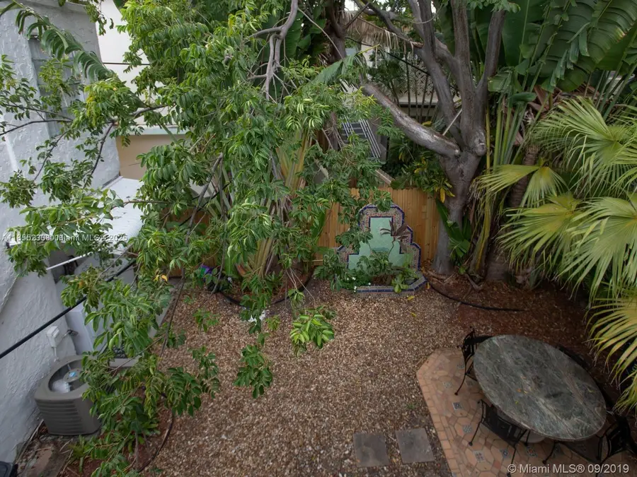 2816 Pine Tree Dr, Miami Beach, FL 33140 - Image #3