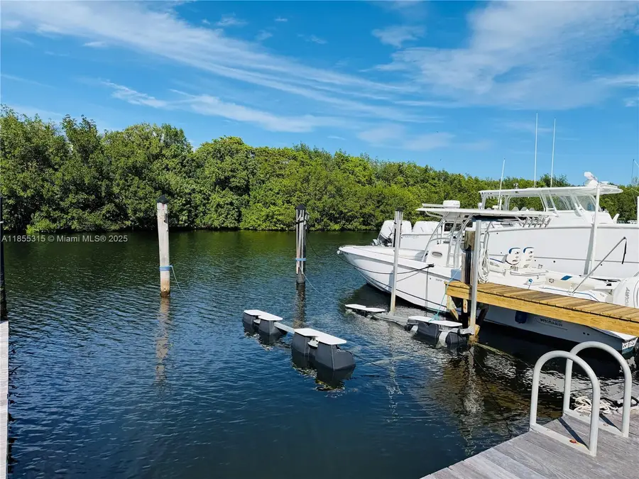 6200 SW 152nd St #5, Palmetto Bay, FL 33157 - Image #3