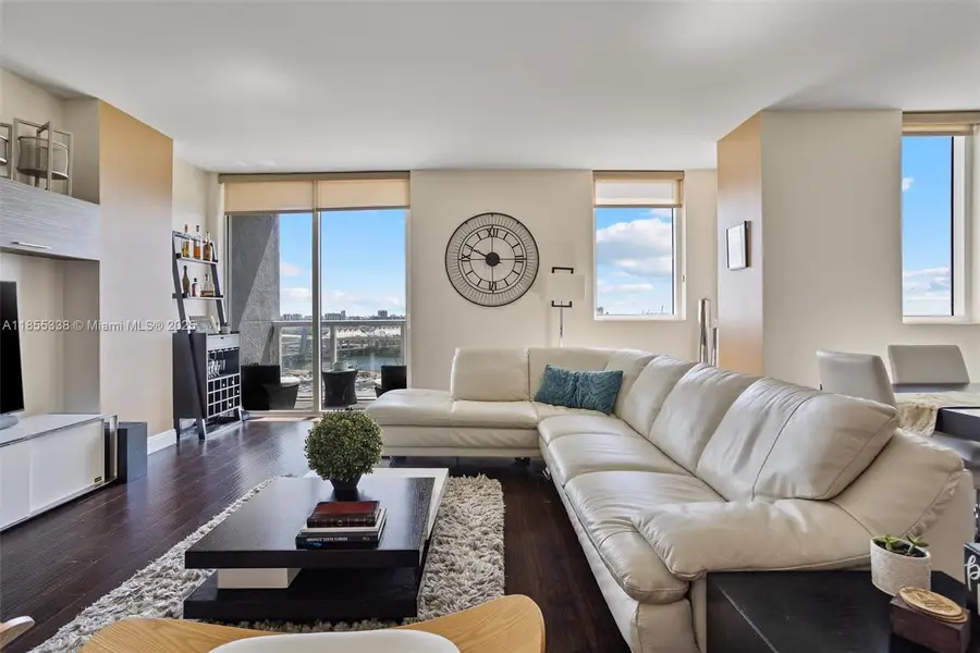 244 Biscayne Blvd #1803, Miami, FL 33132 - #3