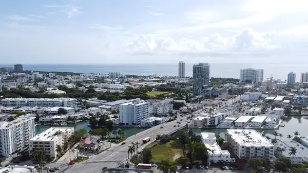 1016 71st St #201, Miami Beach, FL 33141