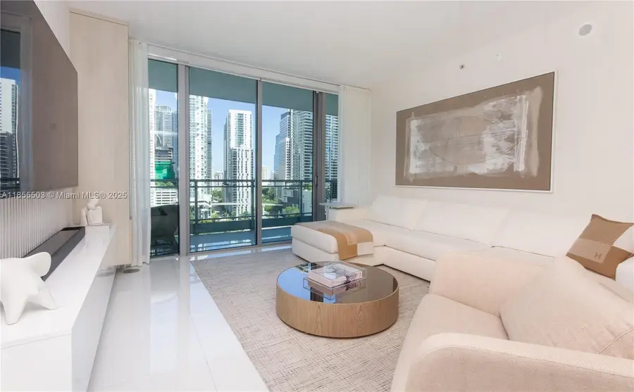 92 SW 3rd St #1711, Miami, FL 33130 - #2