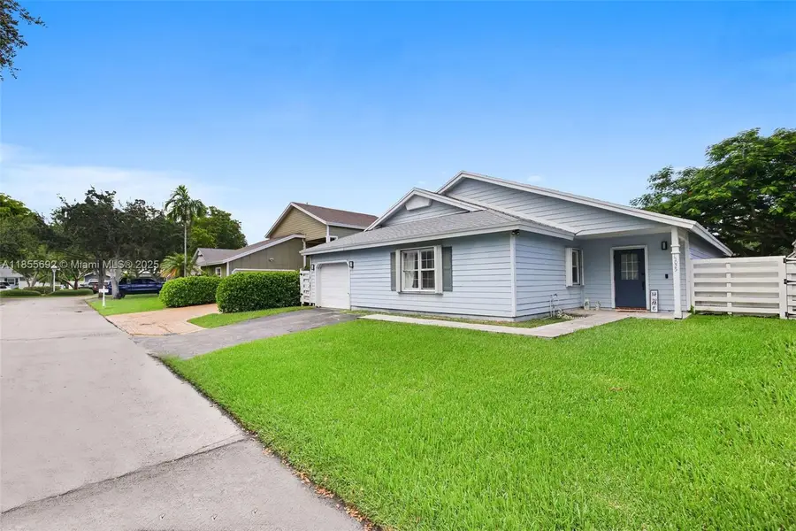 15025 SW 142nd Pl, Miami, FL 33186 - Image #2