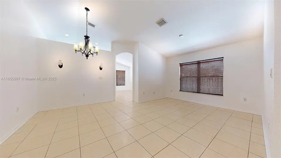 2004 SE 15th St, Homestead, FL 33035 - Image #3