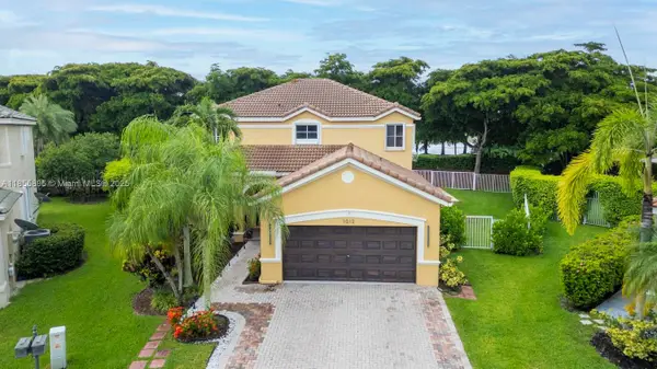 1012 Tupelo Way, Weston, FL 33327