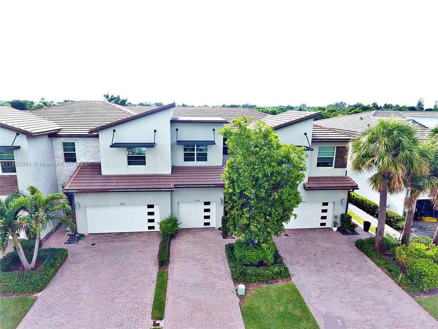 9059 Kingsmoor Way, Lake Worth, FL 33467 - Image #2