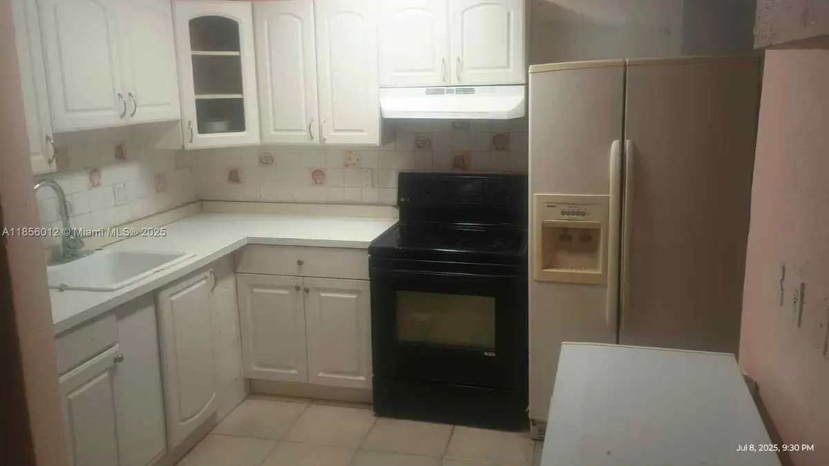 2300 NW 15th Ct, Fort Lauderdale, FL 33311 - Image #1