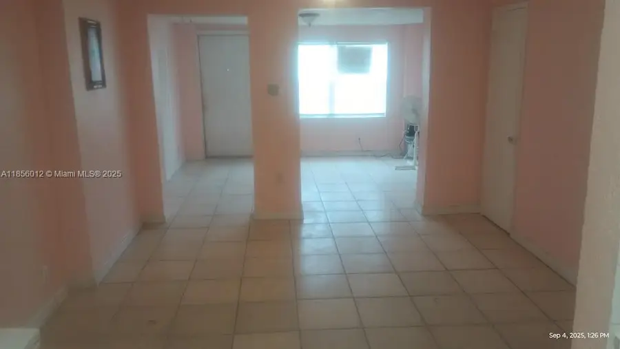 2300 NW 15th Ct, Fort Lauderdale, FL 33311 - Image #2