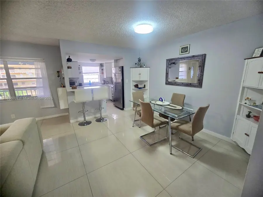 5300 Washington St #U403, Hollywood, FL 33021 - Image #2